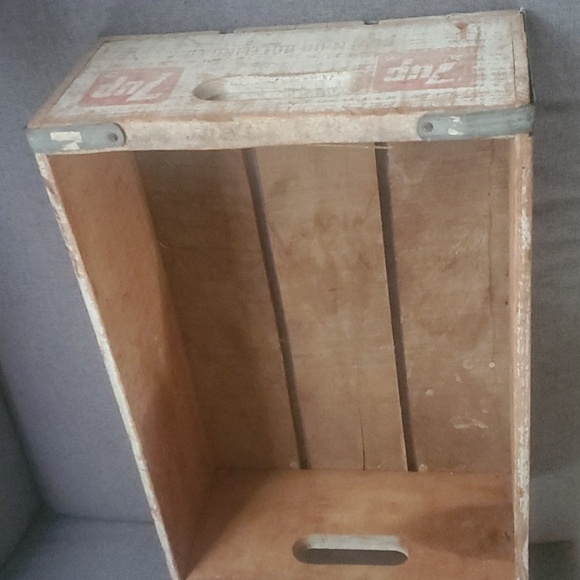 Home decor red white grey brown pop collectible vintage wood crate seven… - Picture 6 of 16